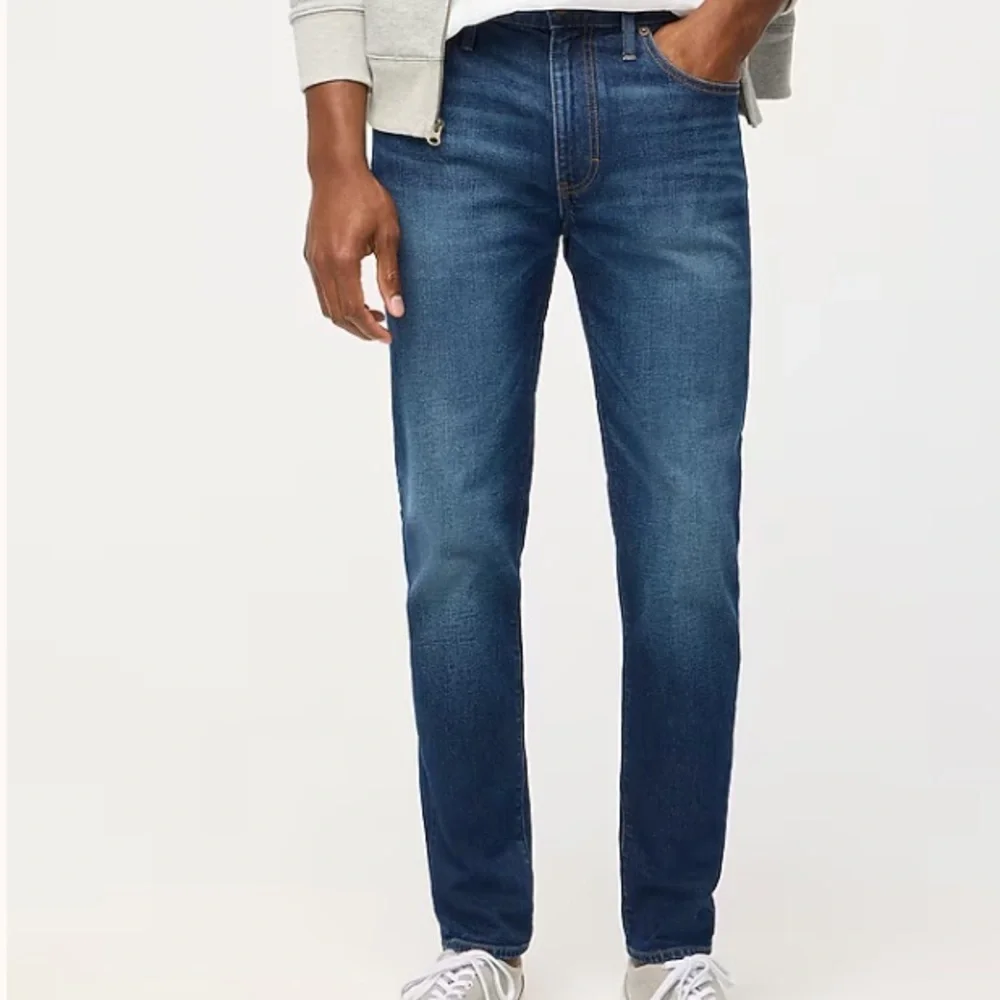 J crew Straight-fit jean in signature flex